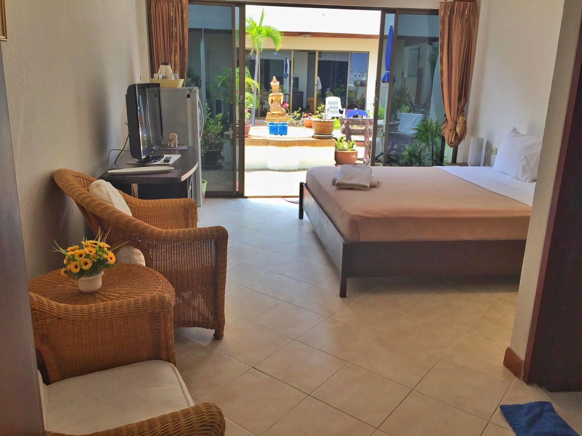 Blue Sky Residence Patong Zewnętrze zdjęcie