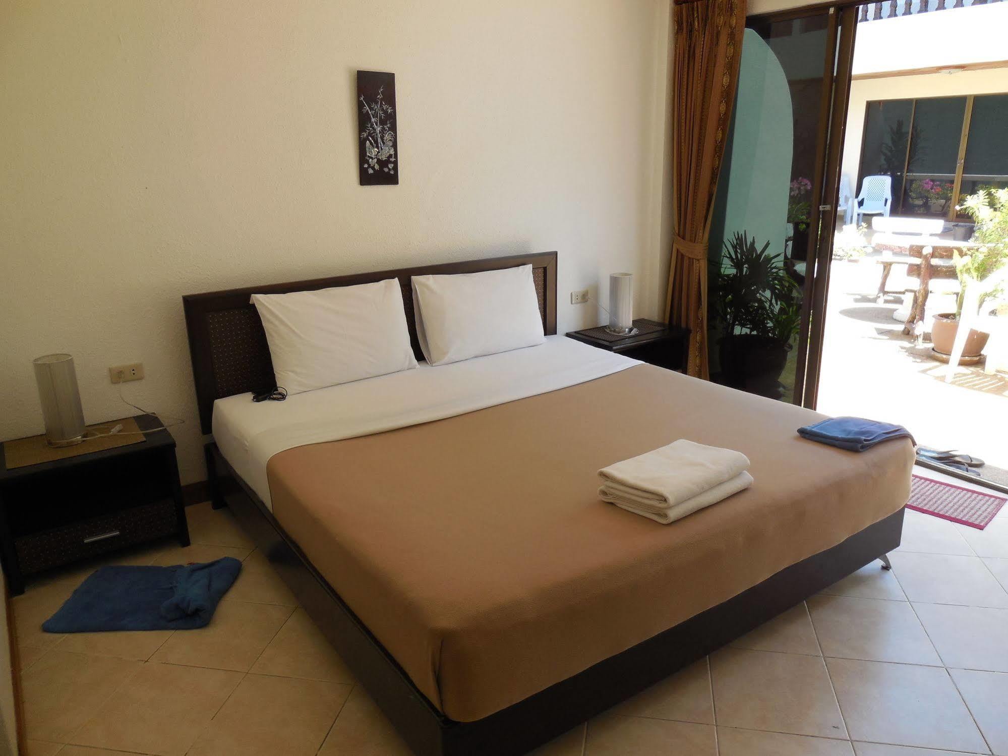 Blue Sky Residence Patong Zewnętrze zdjęcie